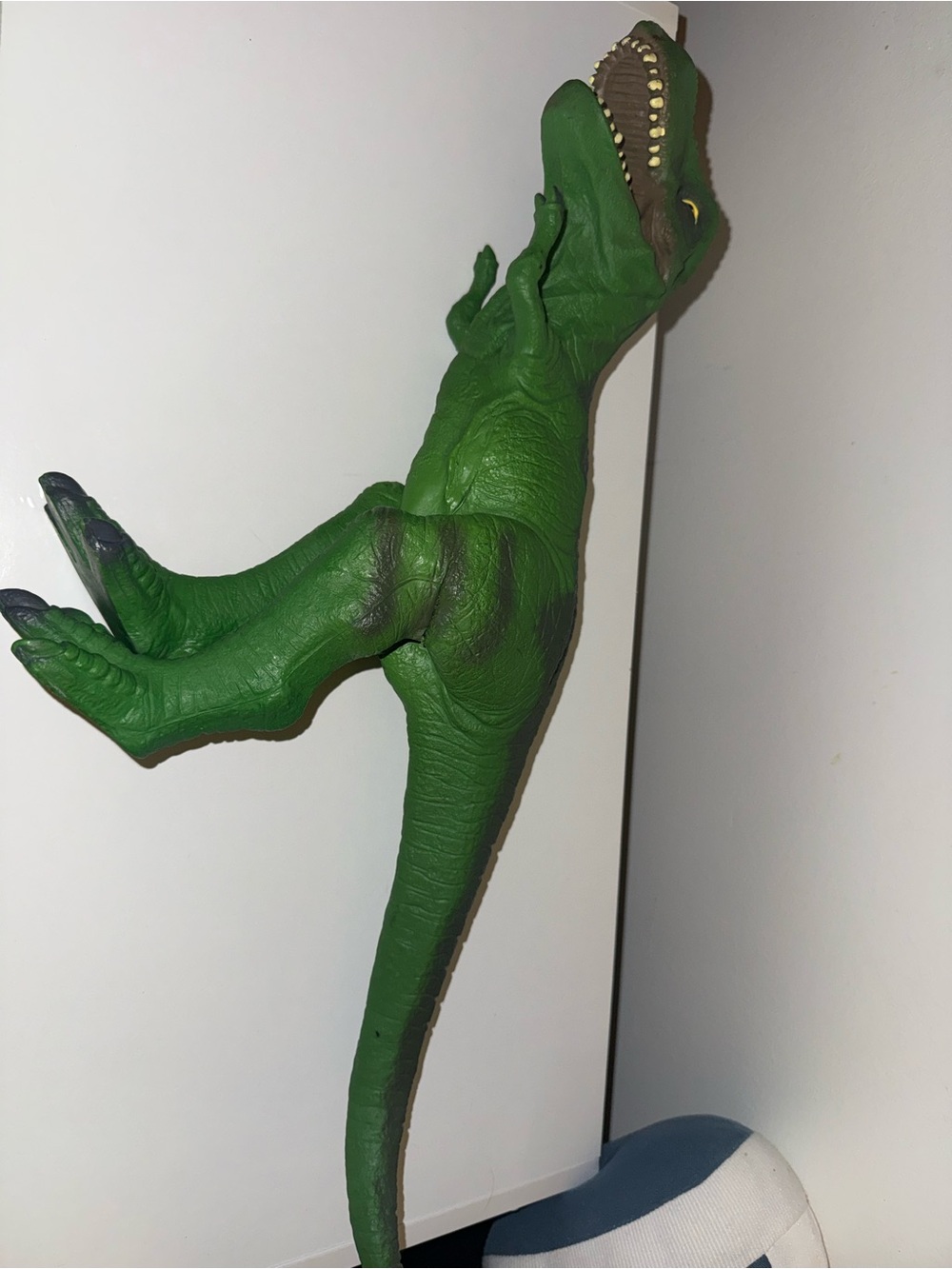 Toy Dino
